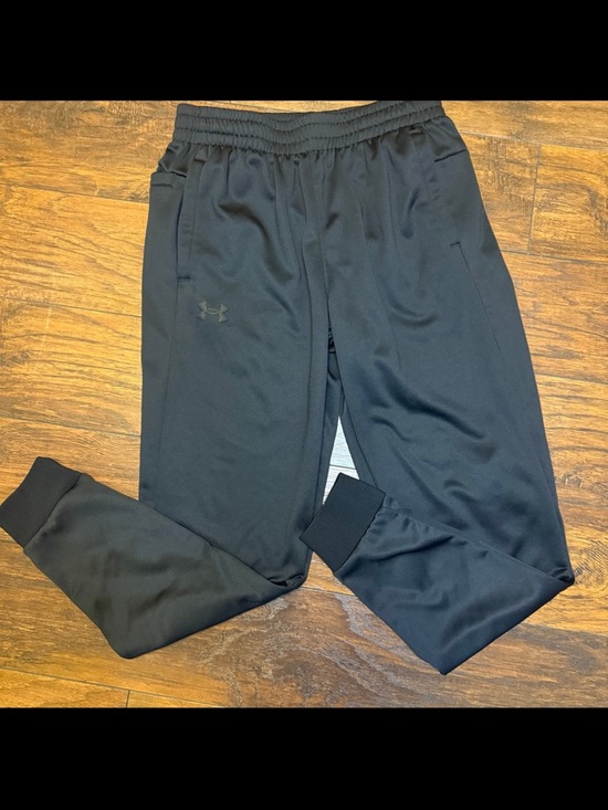 Under Armour Men's Black Fleece Jogger Pants 100% Polyester Activewear L Loose - Picture 8 of 11